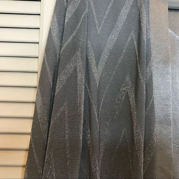 R&M Richards by Karen Kwong Womens 2 Piece Look Top‎ Silver No Size Tag READ - Picture 4 of 6